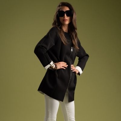 Spolverino donna realizzato in tessuto tecnico scuba